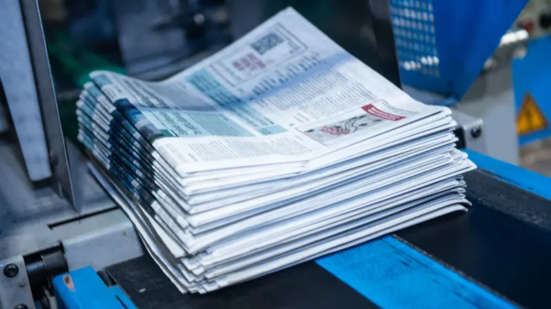 I pacchi dei giornali pronti per essere consegnati - Foto NewReporter © www.giornaledibrescia.it