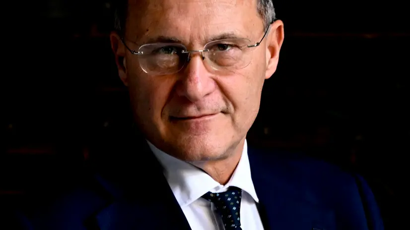 Il viceministro Edmondo Cirielli, che per Fdi, Lega e Nm sarà il candidato del centrodestra a presidente alle elezioni regionali in Campania, in occasione della presentazione del progetto Macoresi a Napoli, 07 ottobre 2025. ANSA/CIRO FUSCO