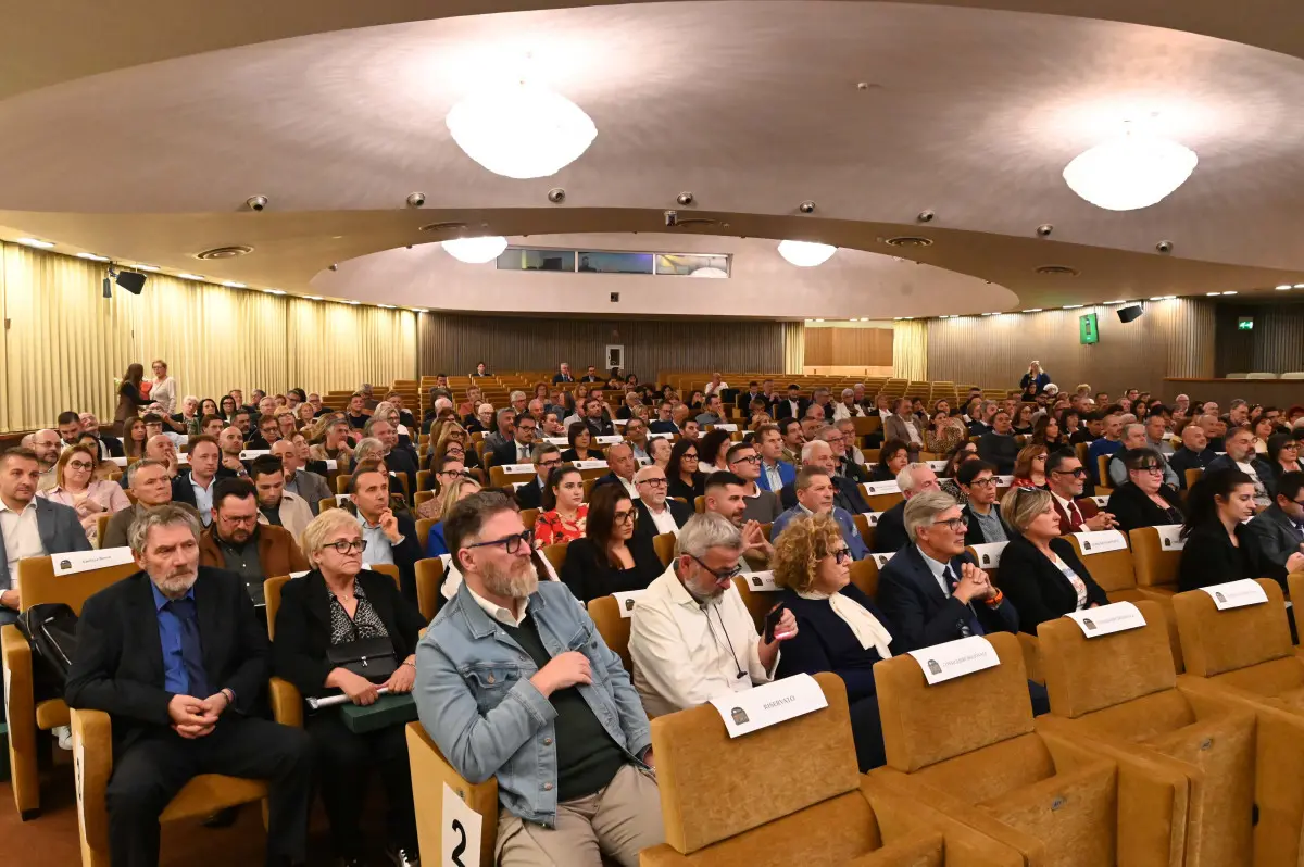 La premiazione delle attività storiche di Brescia