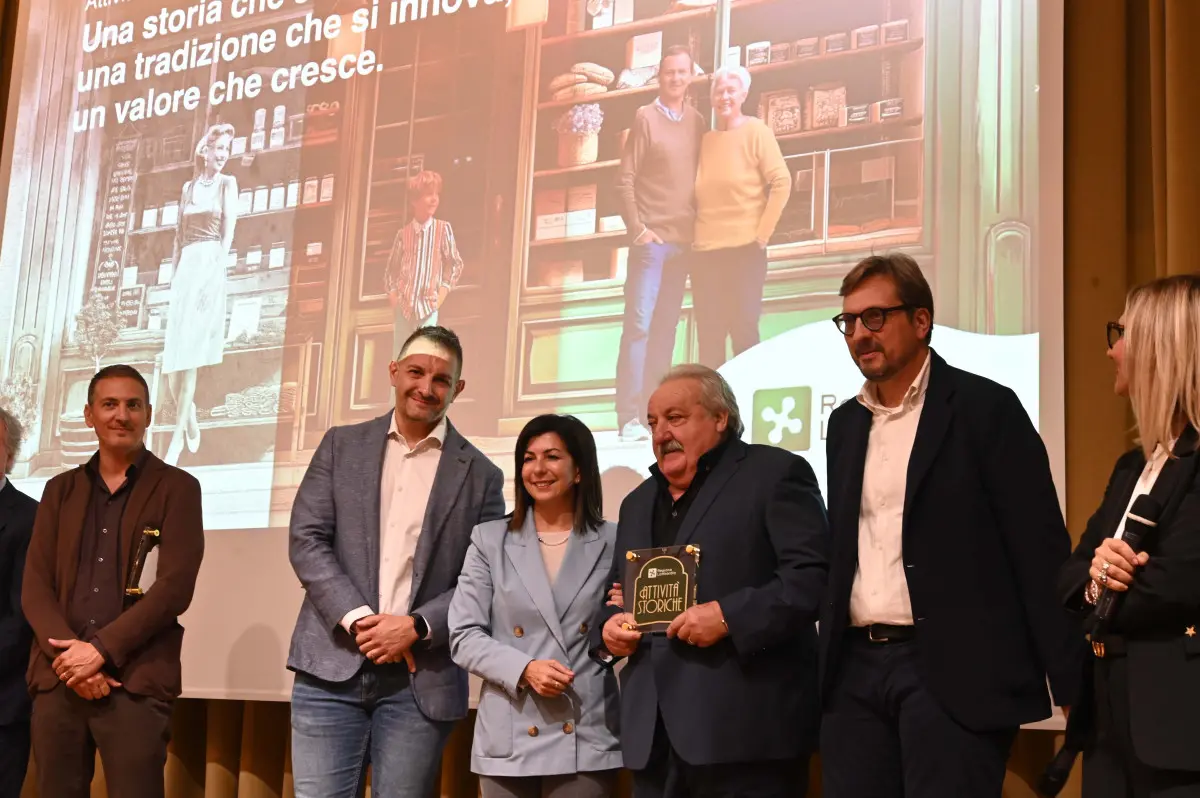 La premiazione delle attività storiche di Brescia