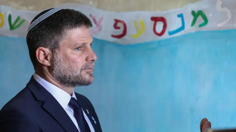 epa12364685 Israeli Finance Minister Bezalel Smotrich visits Nariman House to pay his respects to the victims of the 26/11 Mumbai terror attacks, in Mumbai, India, 09 September 2025. Smotrich visited Nariman House, one of the sites of the 2008 Mumbai terror attacks, during his three-day visit to India. EPA/DIVYAKANT SOLANKI