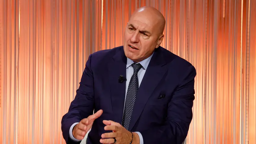 Il ministro della difesa Guido Crosetto durante la trasmissione televisiva ‘’Cinque Minuti’’ in onda su Rai Uno, Roma 29 settembre 2025. ANSA/FABIO FRUSTACI