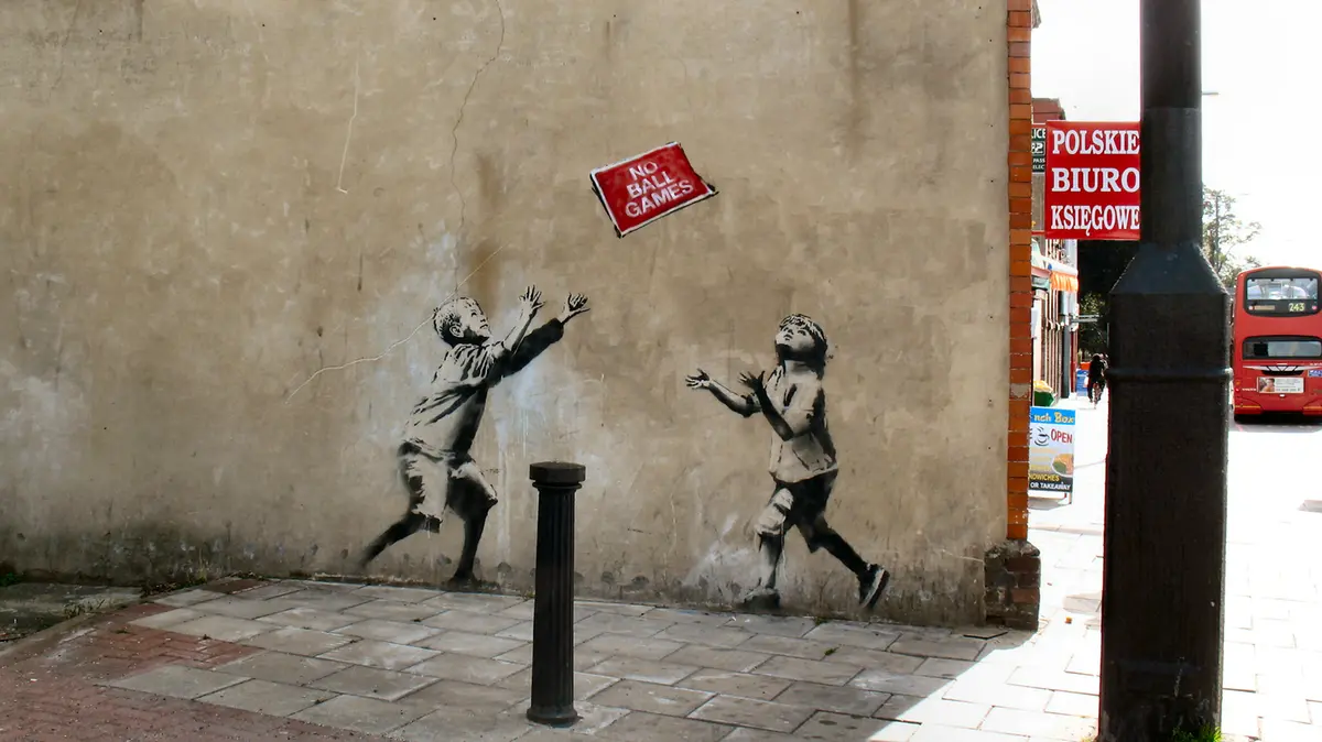 Un'opera attribuita a Banksy a Tottenham nel settembre 2009