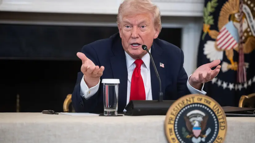 epa12440508 US President Donald Trump speaks during a roundtable about antifa in the State Dining Room at the White House in Washington, DC, USA, 08 October 2025. Trump on 22 September designated antifa as a 'domestic terrorist organization' via executive order. EPA/FRANCIS CHUNG / POOL