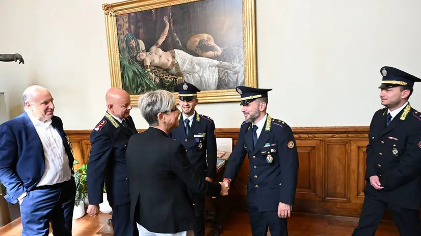 L'accoglienza per i nuovi 20 agenti della Locale di Brescia