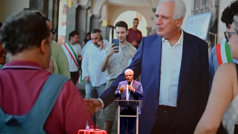 Eugenio Giani Presidente Regione Toscana durante la chiusura della Campagna Elettorale del Partito Democratico Italiano per le elezioni Regionali in Toscana del 12 e 13 Ottobre 2025 al Teatro Cartiere Carrara Firenze 09 Ottobre 2025 ANSA/CLAUDIO GIOVANNINI