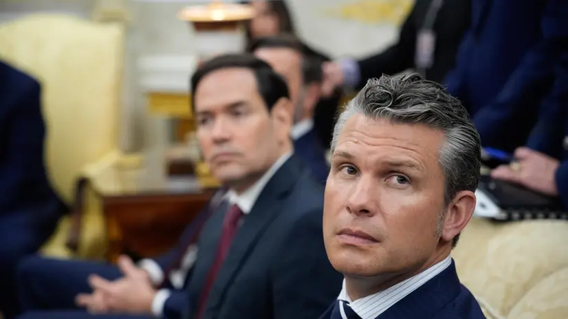 epa12405174 US Secretary of War Pete Hegseth (R) and US Secretary of State Marco Rubio (2-R) attend a meeting between US President Donald Trump and Turkish President Recep Tayyip Erdogan (not pictured) in the Oval Office of the White House, in Washington, DC, USA, 25 September 2025. EPA/YURI GRIPAS / POOL