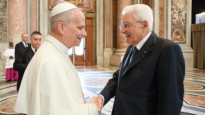 epa12359050 A handout photo provided by the Vatican Media shows Italian President Sergio Mattarella (R) meeting Pope Leo XIV in St. Peter's Basilica before the canonization of two young Italians, Pier Giorgio Frassati and Carlo Acutis, in Vatican City, 07 September 2025. EPA/VATICAN MEDIA HANDOUT HANDOUT EDITORIAL USE ONLY/NO SALES