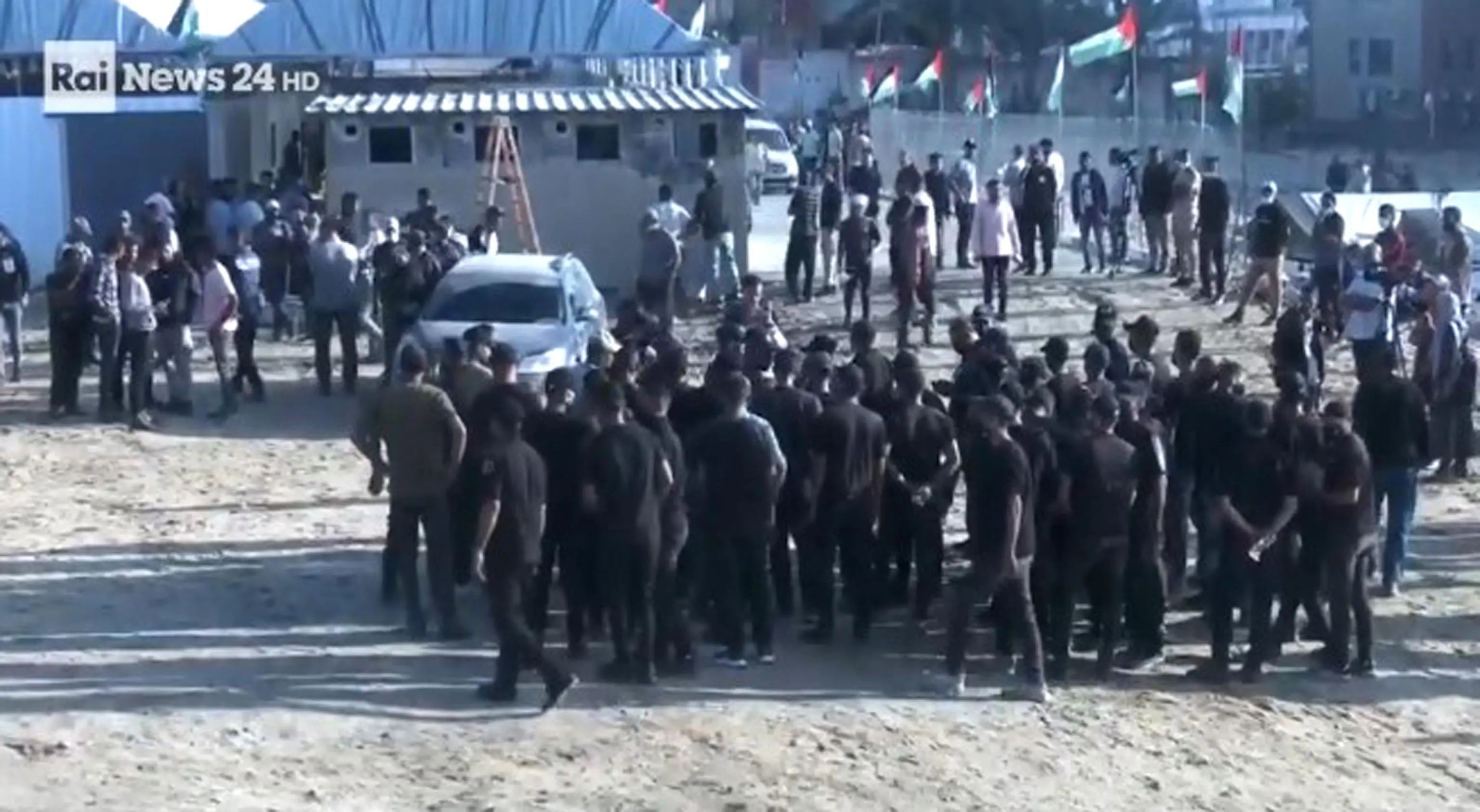 Rilasciati i primi 7 ostaggi (FRAME)