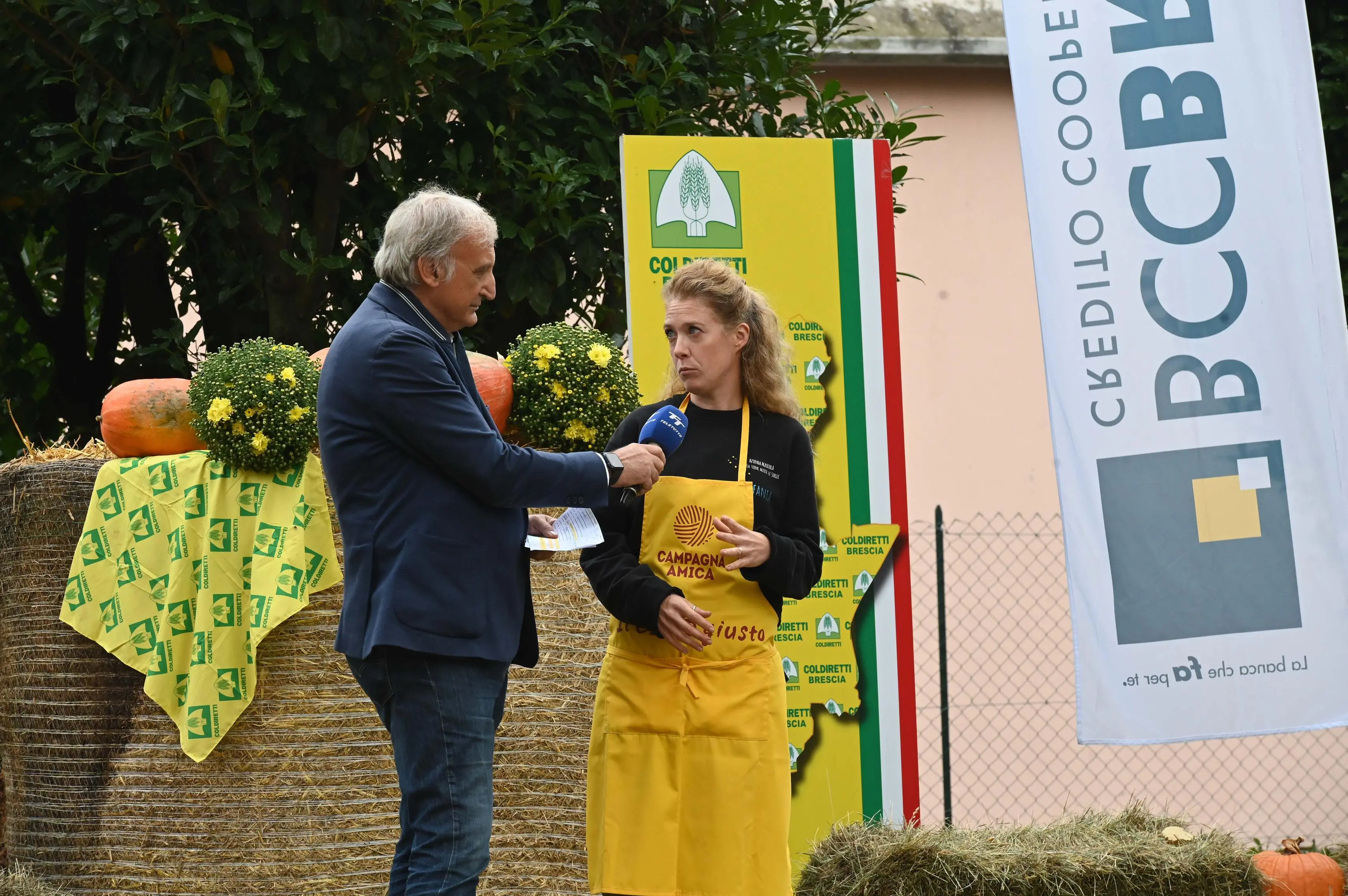 NAVE IN PIAZZA CON NOI REDAZIONE PROVINCIA 12-10-2025  GABRIELE STRADA NEW EDEN GROUP 