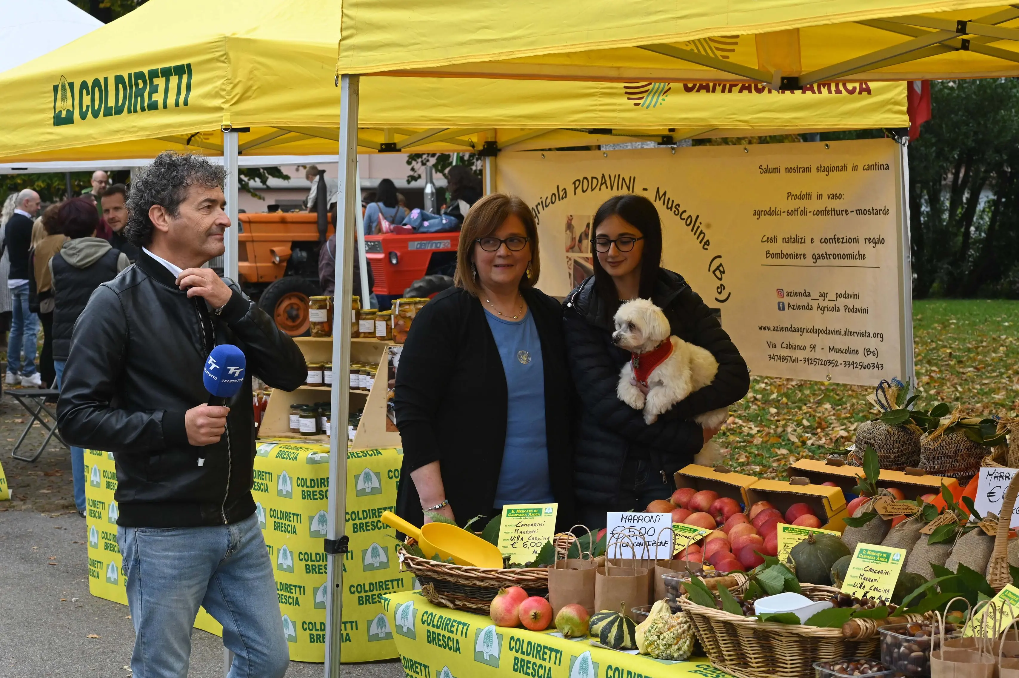 NAVE IN PIAZZA CON NOI REDAZIONE PROVINCIA 12-10-2025  GABRIELE STRADA NEW EDEN GROUP 