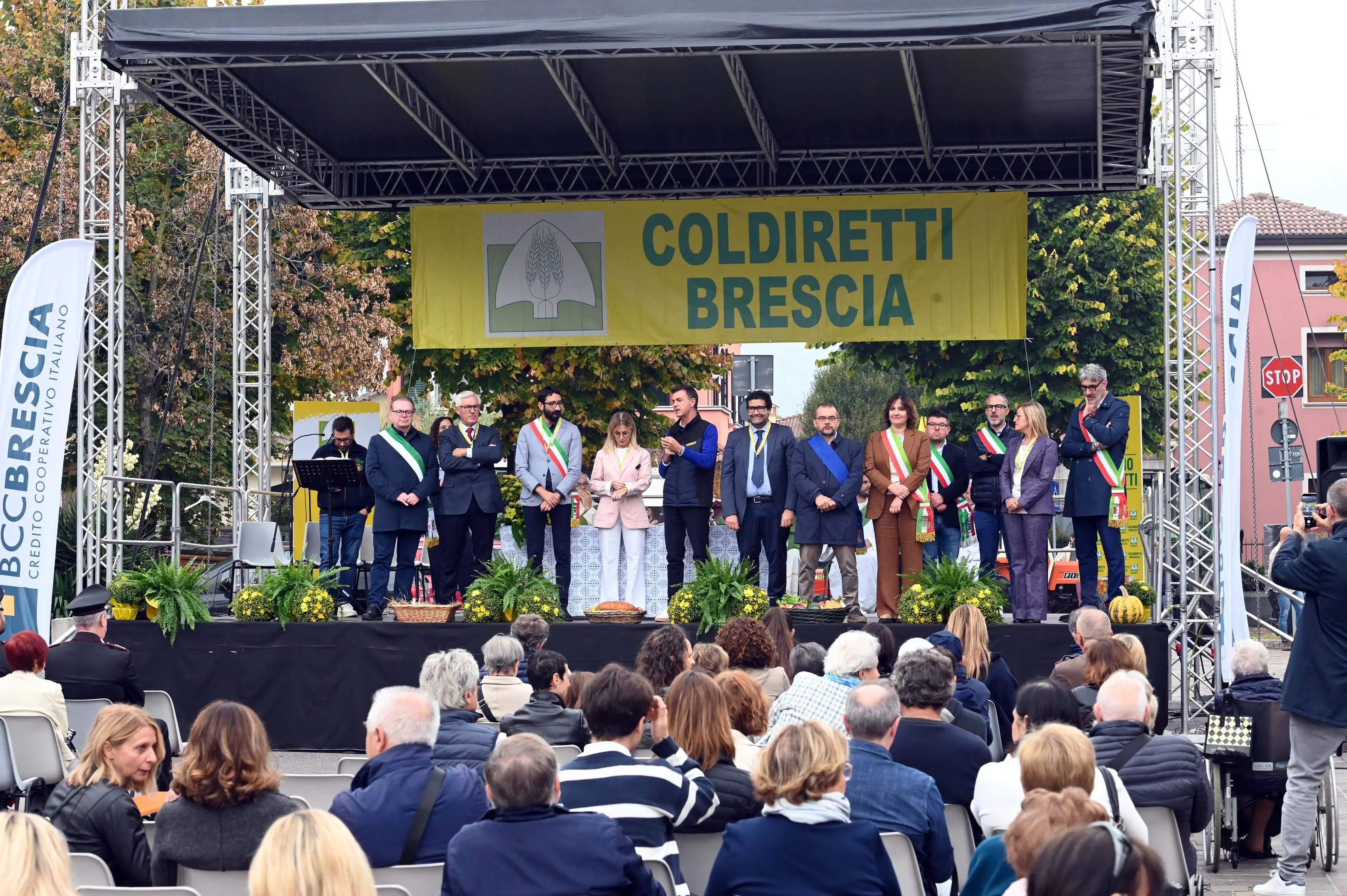 «In Piazza con Noi»: il racconto di Nave, Caino e Bovezzo