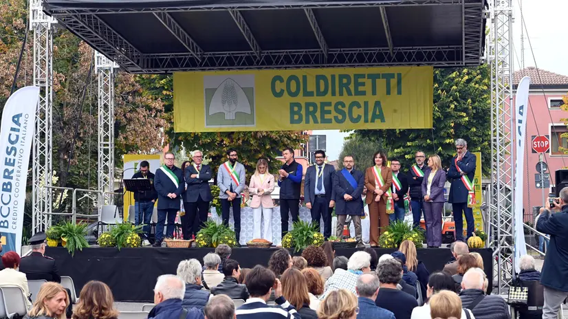 «In Piazza con Noi»: il racconto di Nave, Caino e Bovezzo