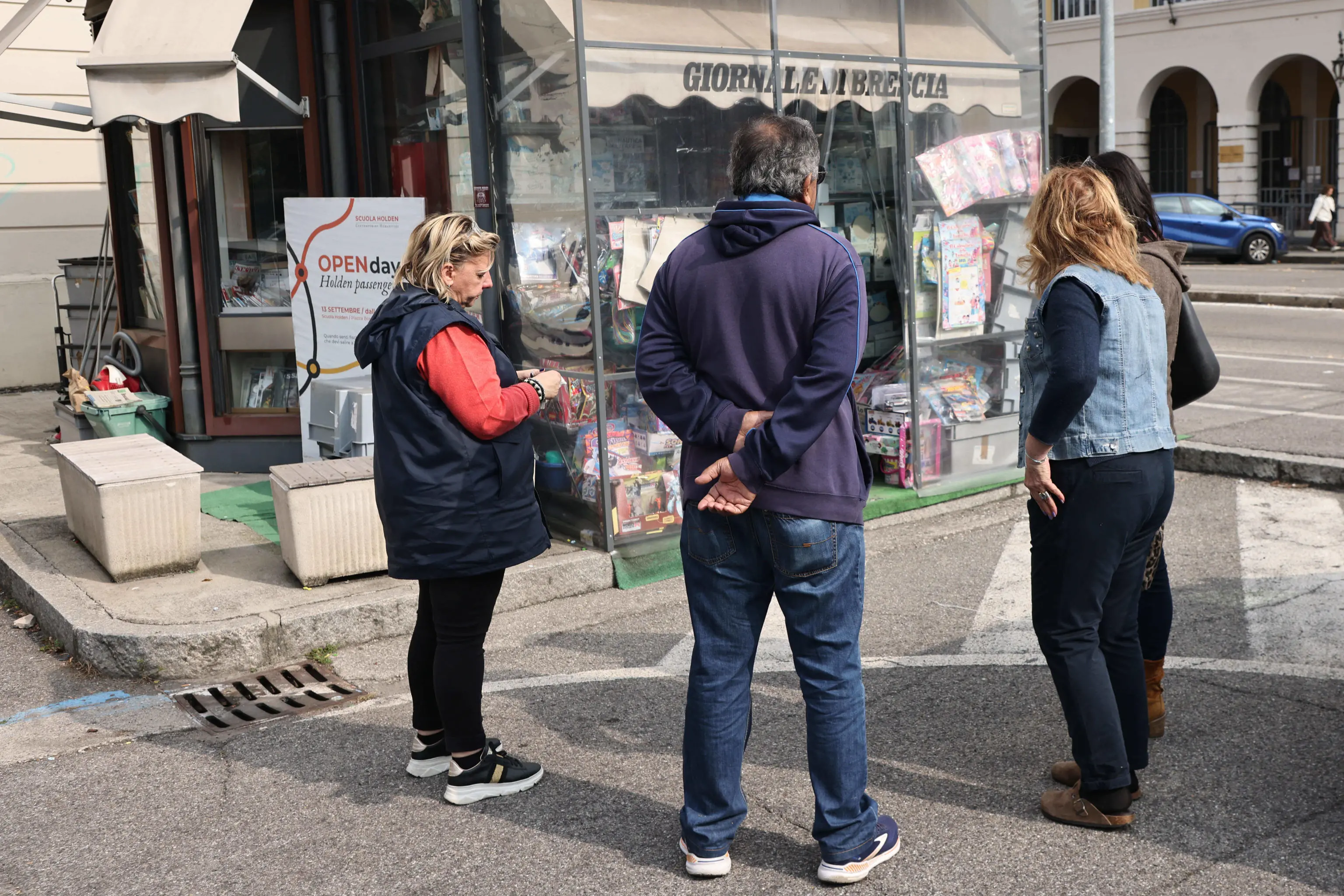 Colpo nella notte all'edicola di piazzale Cremona
