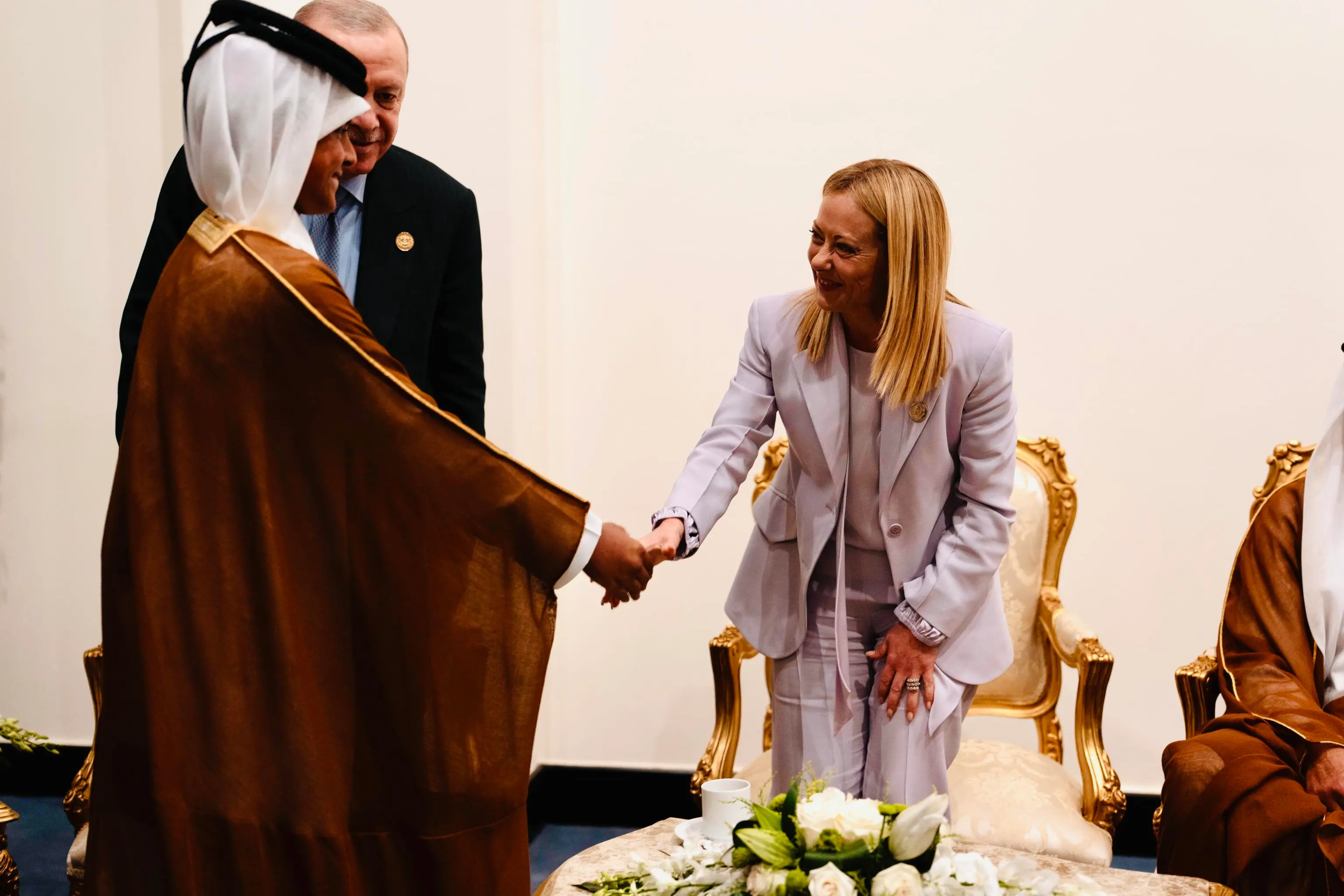 Sharm-el-Sheikh, Meloni e i premier in Egitto per il summit