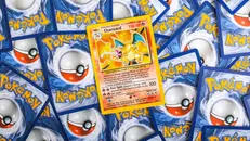 Una carta di Charizard
