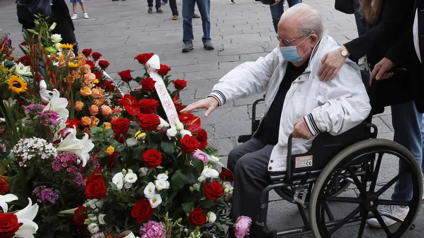 Franco Castrezzati, sindacalista della Fim Cisl bresciana, che era sul palco al momento della dello scoppio della bomba durante la commemorazione strage di piazza della Loggia in cui il 28 maggio 1974 morirono otto persone e ne rimasero ferite altre 102, Brescia 28 maggio 2020. ANSA/FILIPPO VENEZIA