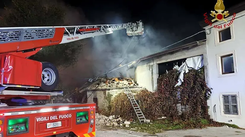 Esplosione a Castel D'Azzano, morti i tre carabinieri