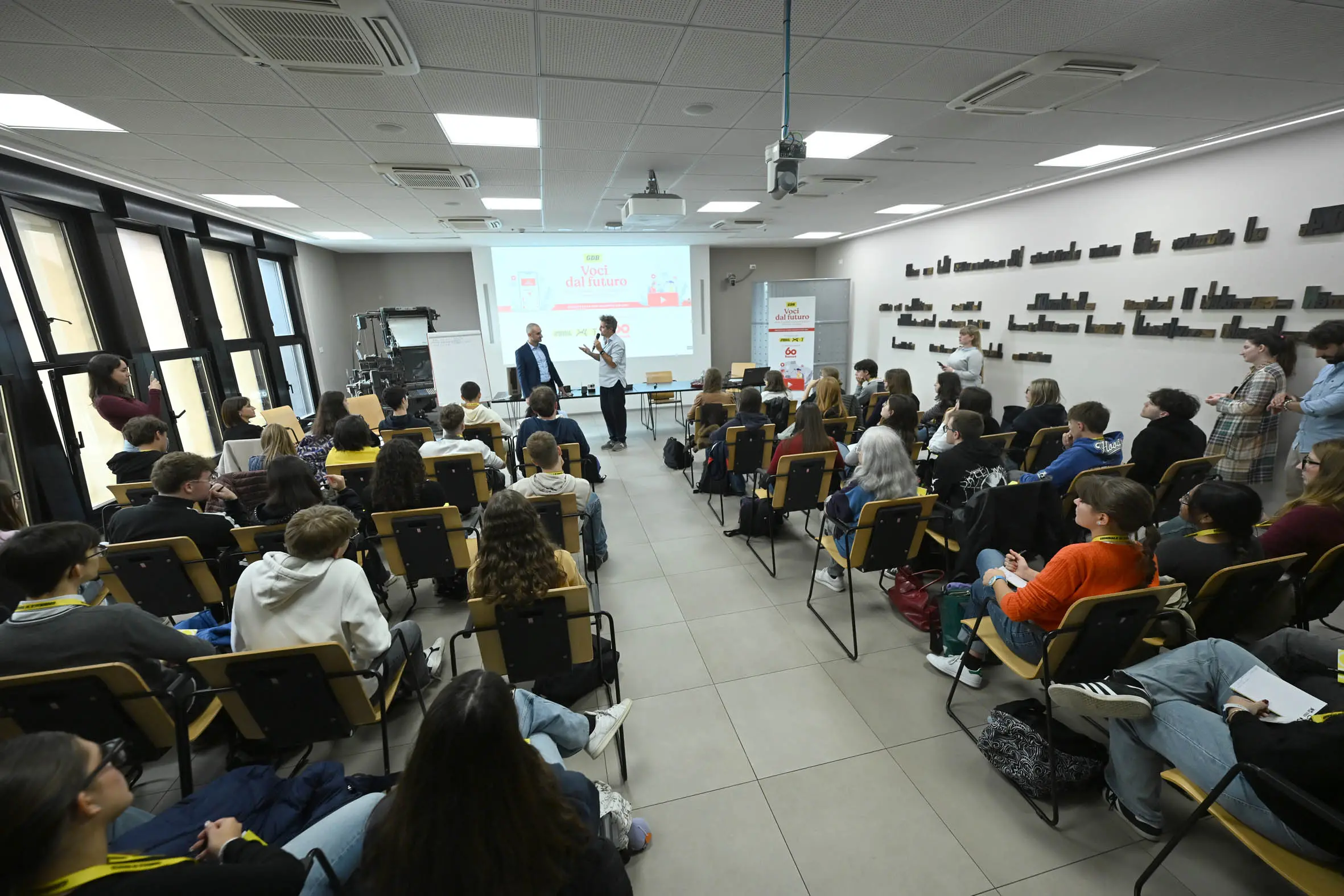 CRONACA BRESCIA GIORNALE DI BRESCIA SALA LIBRETTI -VOCI DAL FUTURO - NELLA FOTO MOMENTI DELL'INCONTRO 13/10/2025 newreporter©favretto
