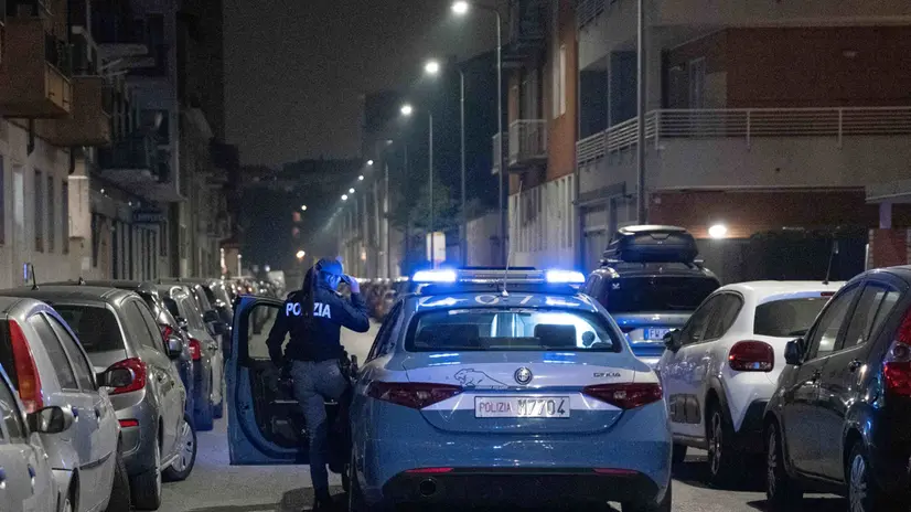 Femminicidio Via Iglesias 33, uomo uccide ex compagna nel suo appartamento, Polizia di stato e scientifica sul posto, Milano, 15 Ottobre 2025, Ansa/Andrea Fasani