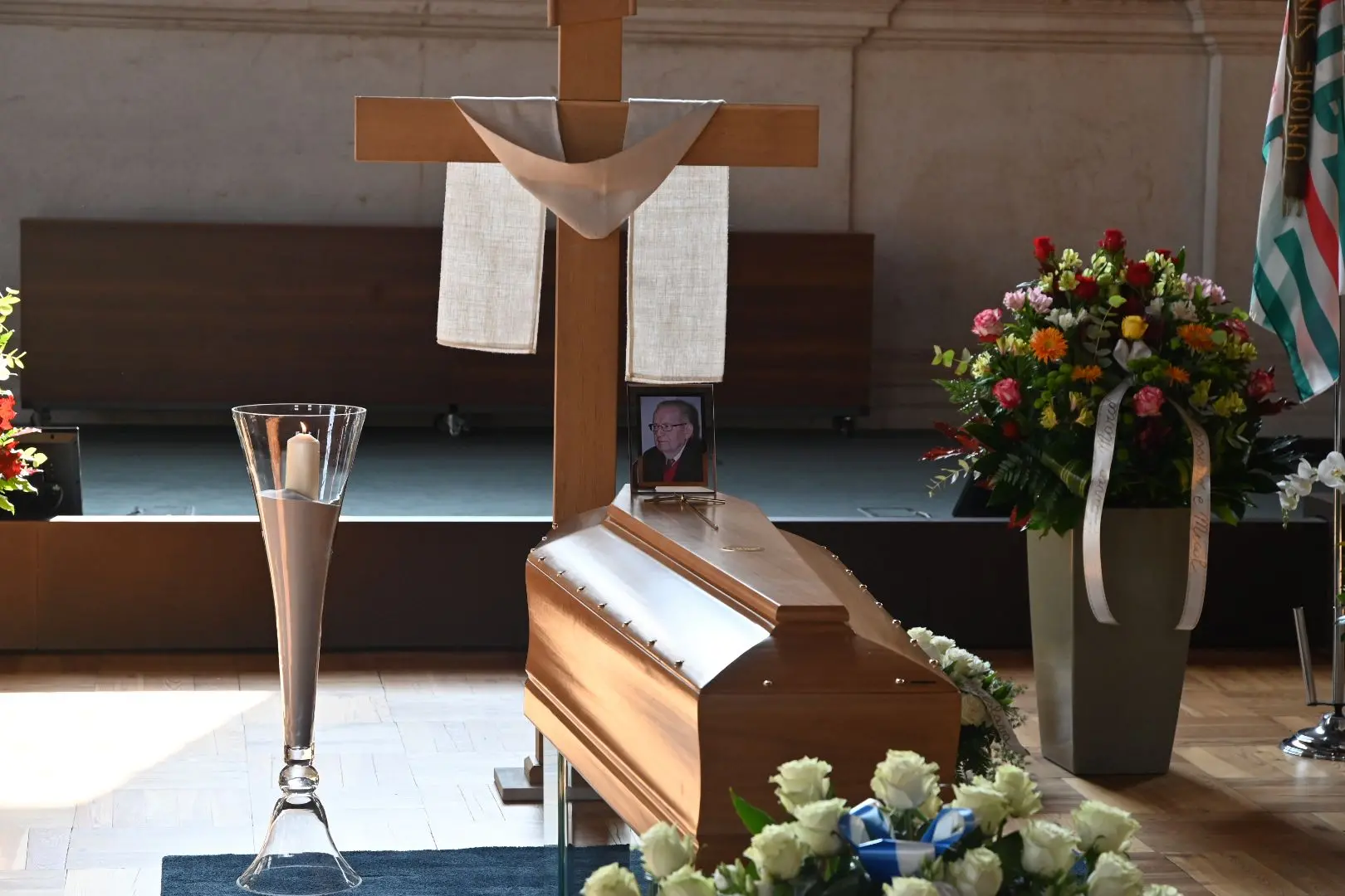 La camera ardente per Franco Castrezzati