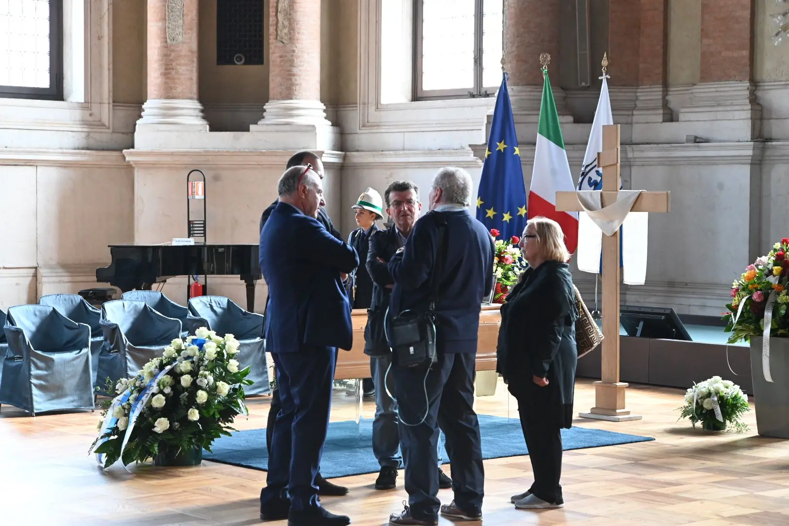 La camera ardente per Franco Castrezzati