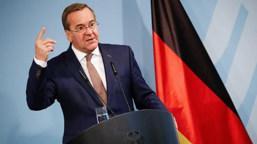 epa12423460 German Defense Minister Boris Pistorius speaks during a press conference with Swiss Federal Councilor Martin Pfister (not in picture) at the defense ministry in Berlin, Germany, 02 October 2025. Pistorius and Pfister met for bilateral talks. EPA/CLEMENS BILAN