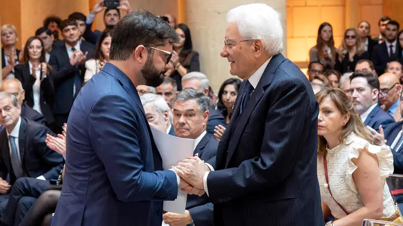 Roma - Il Presidente Sergio Mattarella con Gabriel Boric Font, Presidente della Repubblica del Cile, al termine del Seminario di studio dedicato alla figura di Bernardo Leighton, promosso dall’Ambasciata del Cile in Italia in collaborazione con la Fondazione Occorsio, oggi 15 ottobre 2025 (Foto di Paolo Giandotti - Ufficio per la Stampa e la Comunicazione della Presidenza della Repubblica)