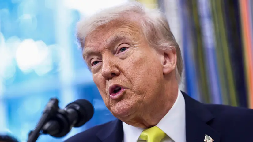 epa12456435 US President Donald Trump delivers remarks during a press conference in the Oval Office of the White House in Washington, DC, USA, 15 October 2025. President Trump announced the results of Operation Summer Heat, a federal nationwide violent crime reduction operation. EPA/JIM LO SCALZO