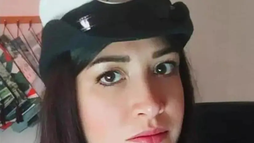 Una immagine di Sofia Stefani tratta dai social. "Il provvedimento adottato dal Gip non convince i familiari e leggere una motivazione che ipotizza la non ripetibilità di situazioni di pericolo in casa, poiché in ambiente domestico 'pressione e stress' per Gualandi non sarebbero configurabili, mi lascia perplesso come loro difensore". Lo dice l'avvocato Andrea Speranzoni, difensore dei familiari di Sofia Stefani, la vigilessa uccisa dall'ex collega Giampiero Gualandi a cui il Gip ha concesso i domiciliari. FACEBOOK +++ ATTENZIONE LA FOTO NON PUO' ESSERE PUBBLICATA O RIPRODOTTA SENZA L'AUTORIZZAZIONE DELLA FONTE DI ORIGINE CUI SI RINVIA+++ NPK +++