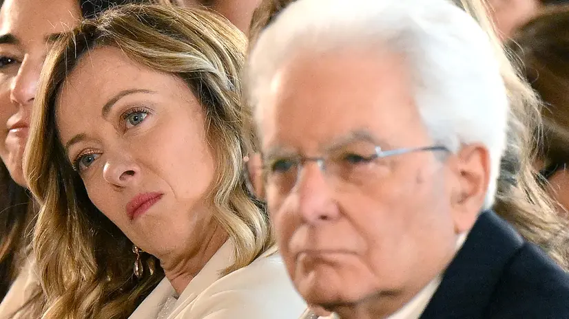Il Presidente della Repubblica, Sergio Mattarella, e la presidente del Consiglio, Giorgia Meloni, durante la cerimonia per l'8 marzo al Quirinale Roma, 8 marzo 2024. ANSA/ETTORE FERRARI