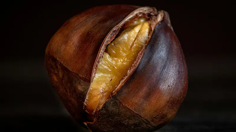 Le castagne vanno incise prima di essere messe in forno