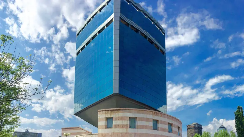 A Palazzo Symbol, a Brescia 2, sede dello Studio