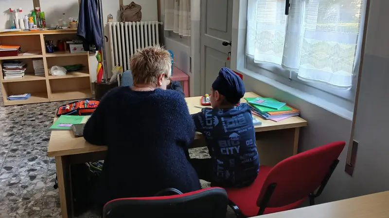 L'aiuto dei volontari è preziosissimo per i bambini