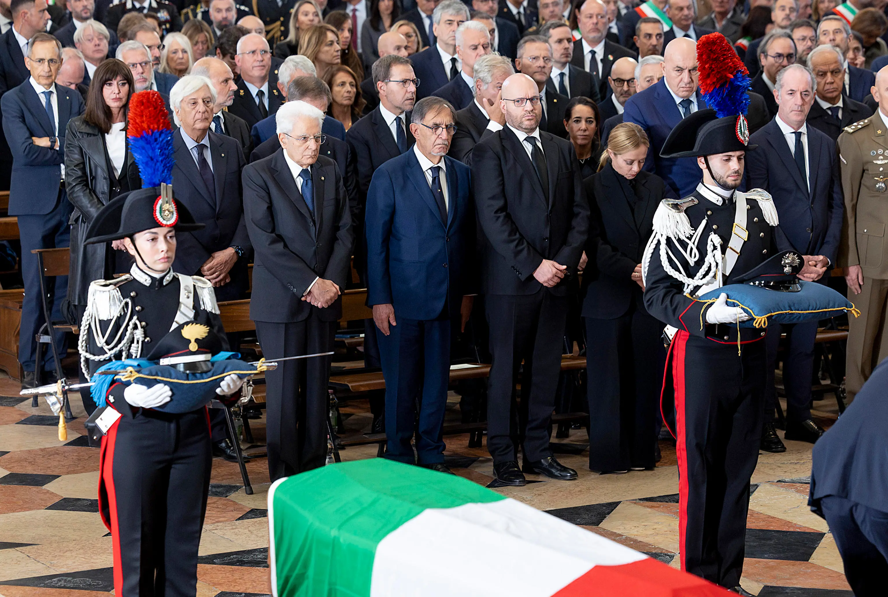 I funerali dei carabinieri morti nell'esplosione a Verona