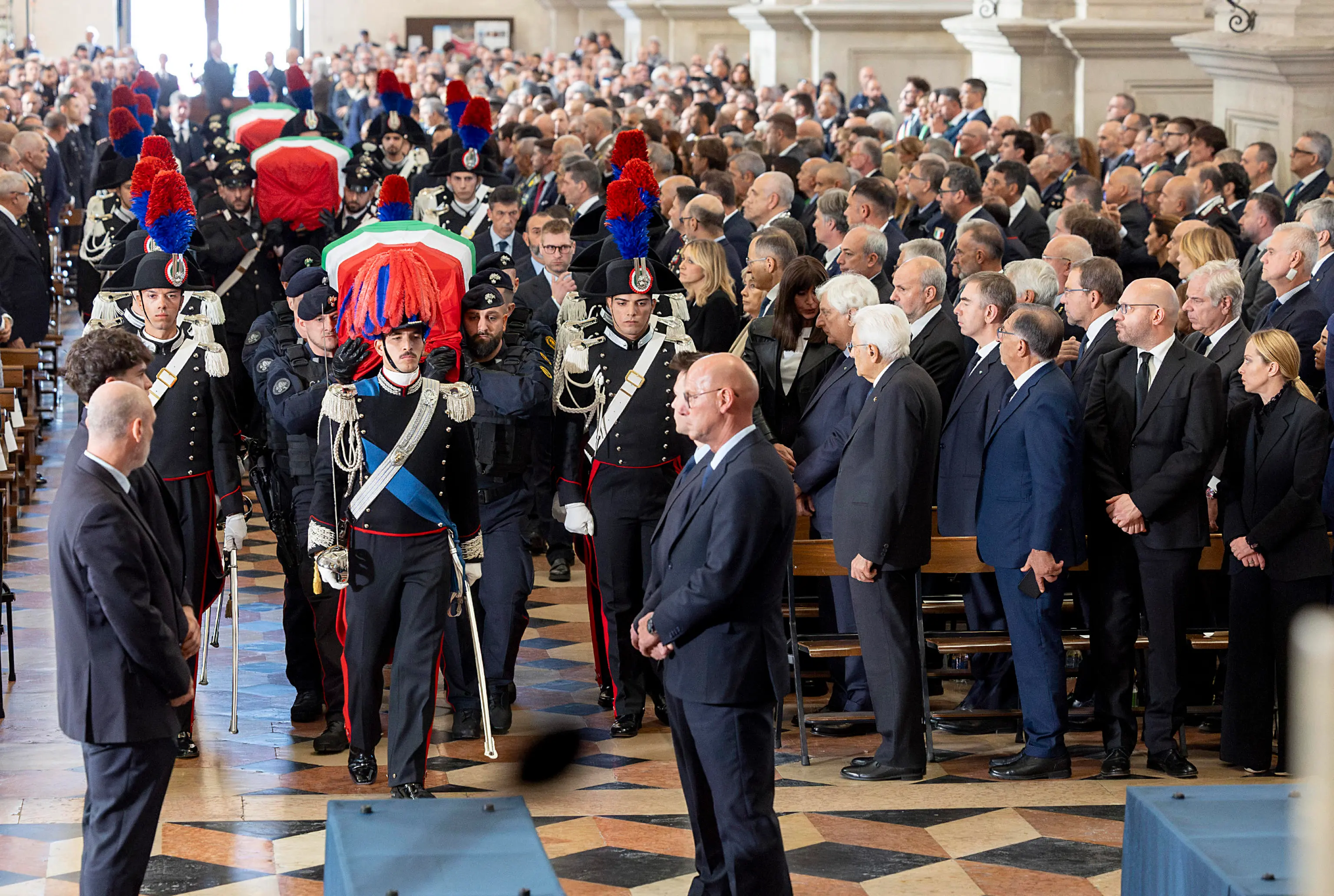 I funerali dei carabinieri morti nell'esplosione a Verona