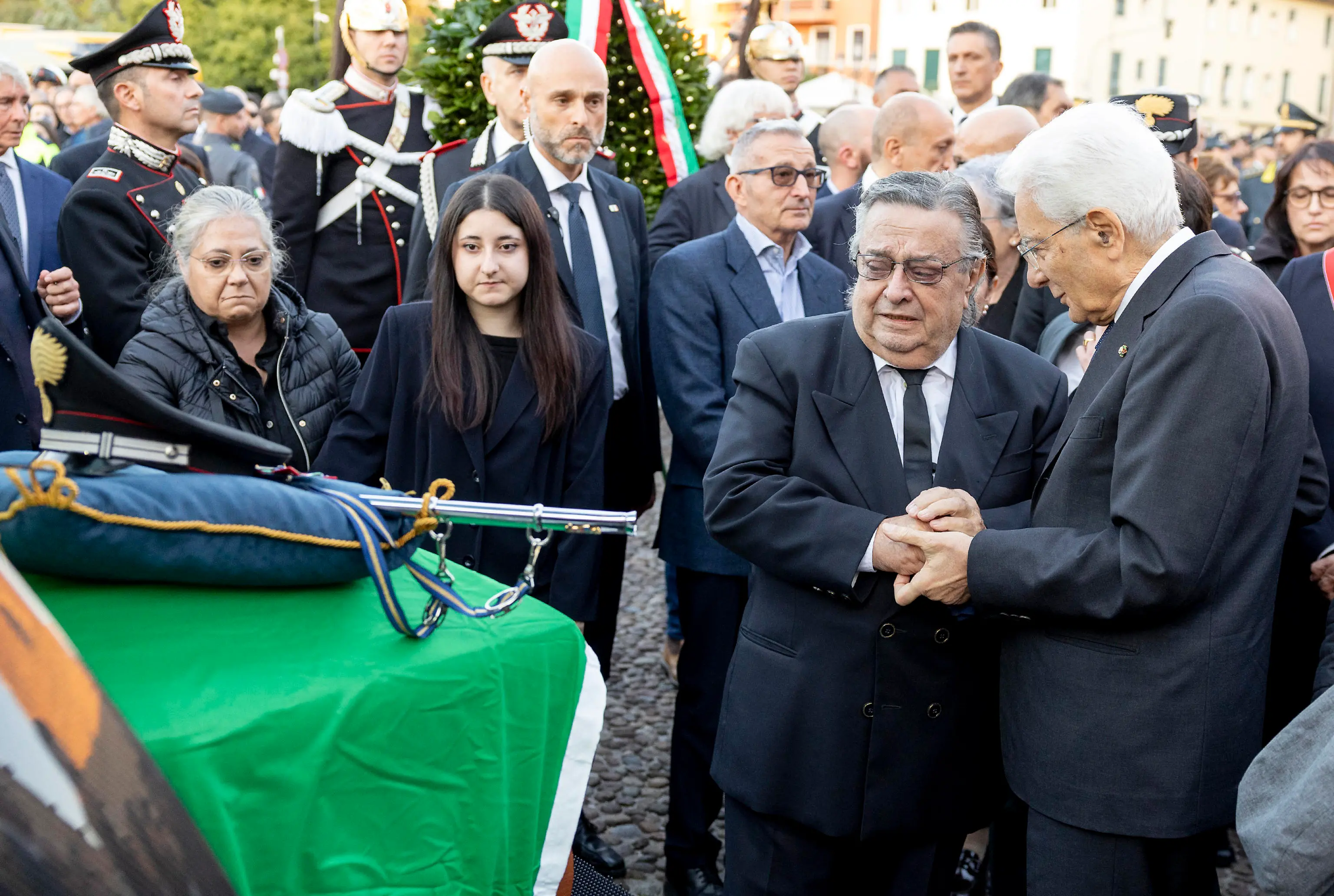 I funerali dei carabinieri morti nell'esplosione a Verona