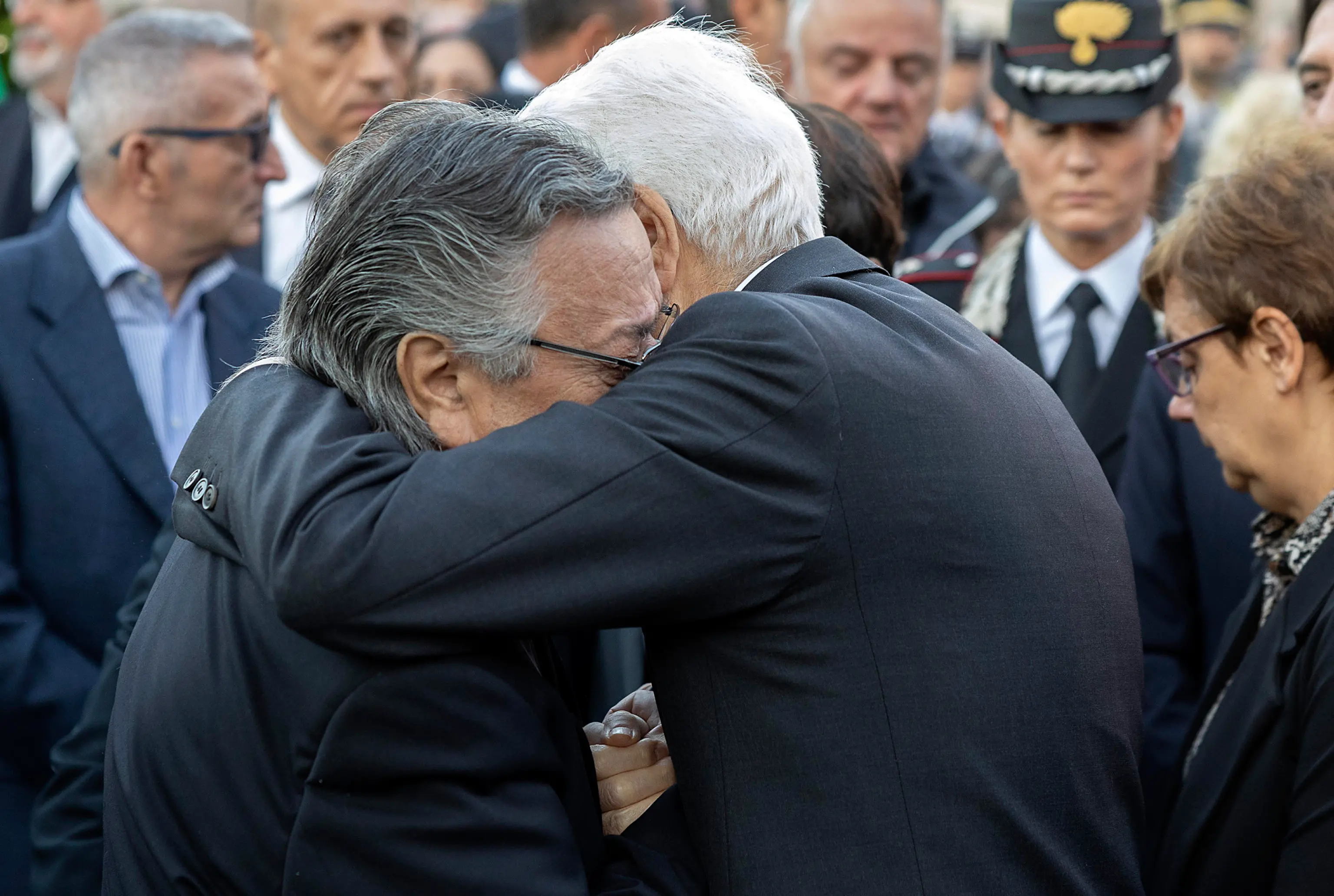 I funerali dei carabinieri morti nell'esplosione a Verona