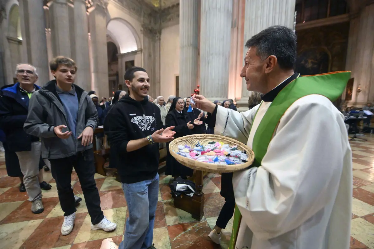 CRONACA BRESCIA DUOMO VEGLIA MISSIONARIA E PREPARAZIONE ALLA CANONIZZAZIONE DI SUOR MARIA TRONCATTI PER GALLINARI 17-10-2025 MARCO ORTOGNI NEW EDEN GROUP