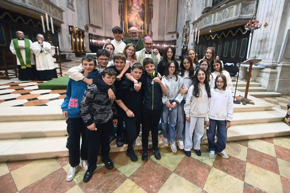CRONACA BRESCIA DUOMO VEGLIA MISSIONARIA E PREPARAZIONE ALLA CANONIZZAZIONE DI SUOR MARIA TRONCATTI PER GALLINARI 17-10-2025 MARCO ORTOGNI NEW EDEN GROUP