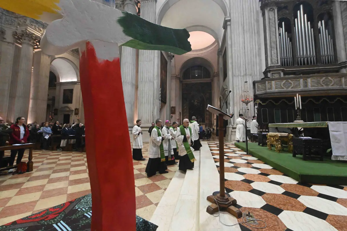 CRONACA BRESCIA DUOMO VEGLIA MISSIONARIA E PREPARAZIONE ALLA CANONIZZAZIONE DI SUOR MARIA TRONCATTI PER GALLINARI 17-10-2025 MARCO ORTOGNI NEW EDEN GROUP