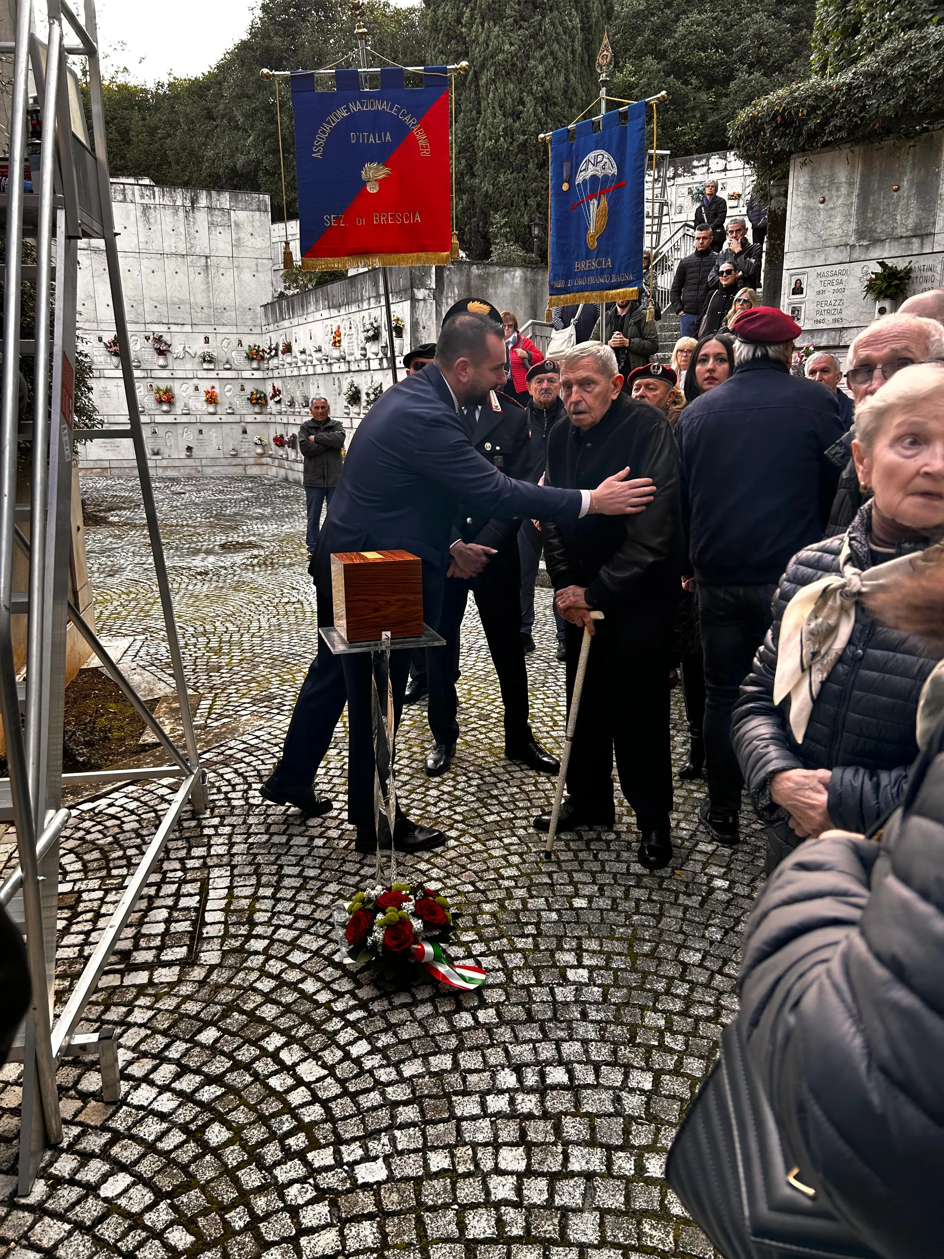 A Rezzato, la tumulazione del luogotenente Marco Piffari