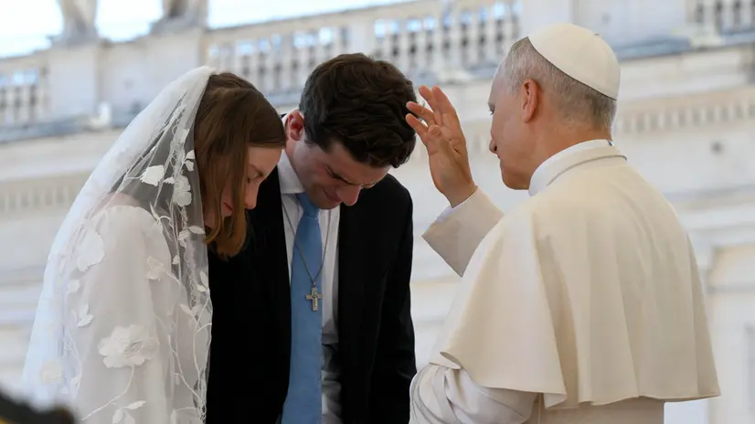 Udienza generale di Papa Leone, San Pietro, Citta' del Vaticano 6 agosto 2025. ANSA/VATICAN MEDIA + UFFICIO STAMPA, PRESS OFFICE, HANDOUT PHOTO, NO SALES, EDITORIAL USE ONLY + NPK - - - - - - - - - - - - - - - - - - - - - - - - General Audience of Pope Leo, St. Peter's Square, Vatican City, 6 August 2025. ANSA/VATICAN MEDIA + PRESS OFFICE, HANDOUT PHOTO, NO SALES, EDITORIAL USE ONLY +