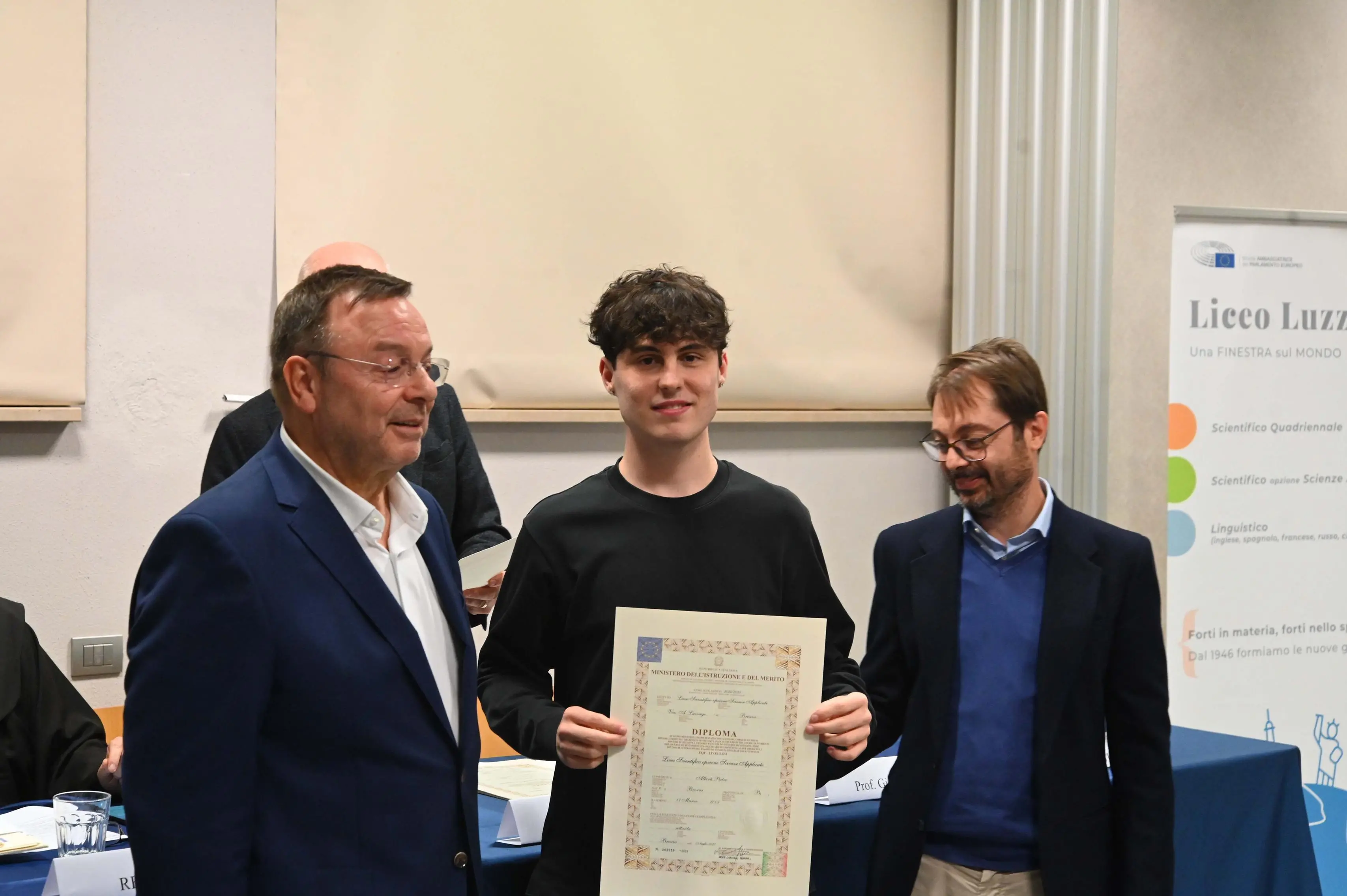 Cerimonia di festa per i 94 diplomati 2025 del Liceo Luzzago
