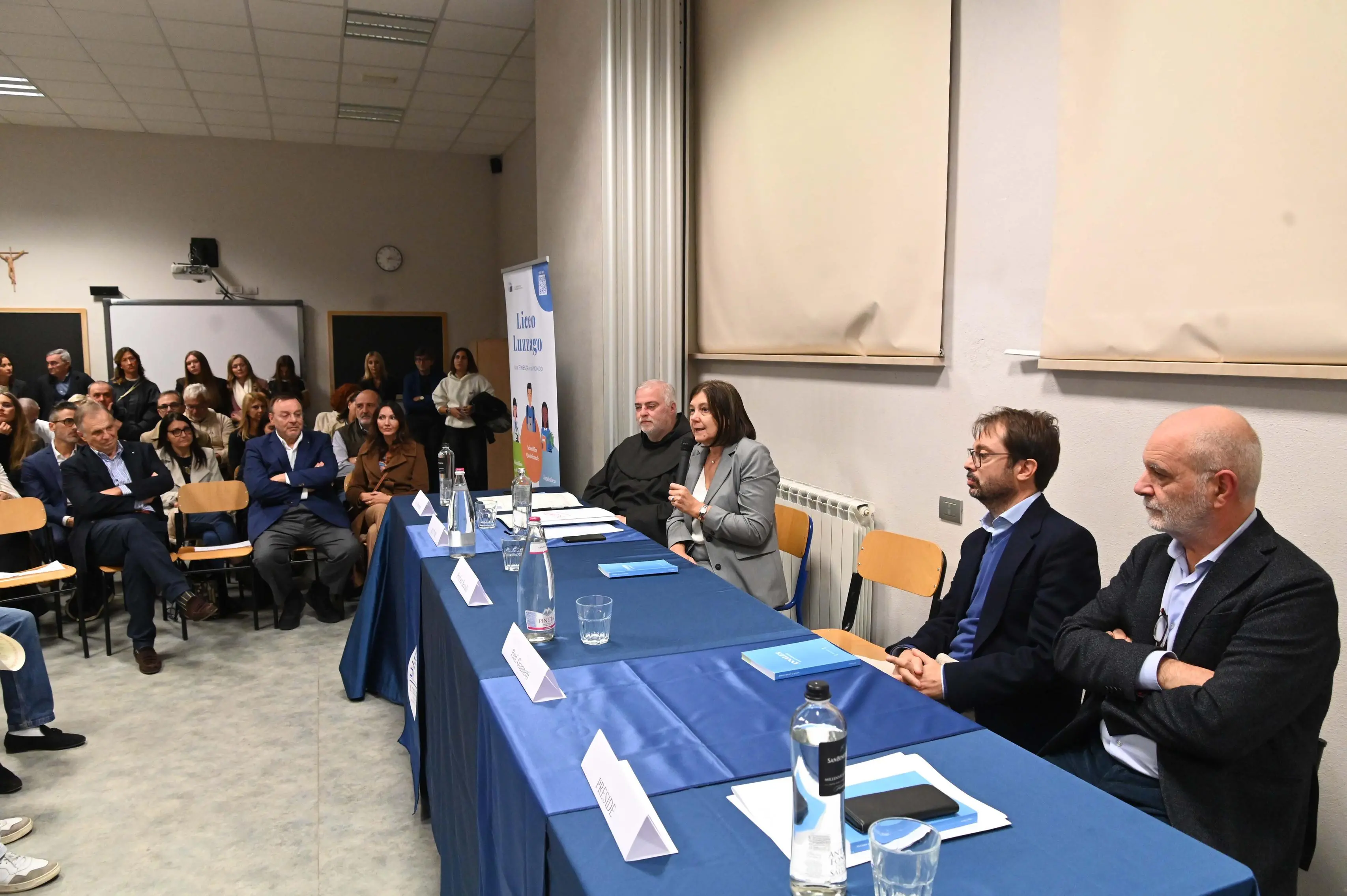 Cerimonia di festa per i 94 diplomati 2025 del Liceo Luzzago