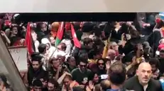 Disordini in aeroporto Firenze (FRAME)