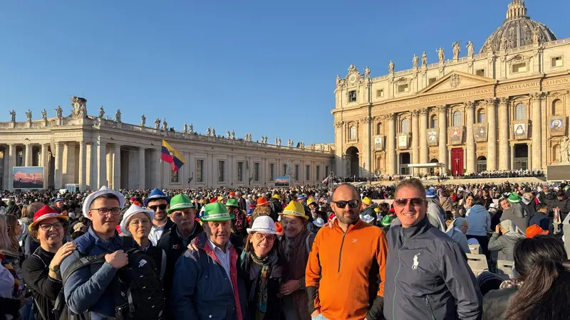 Suor Maria Troncatti santa, pellegrini bresciani in piazza san Pietro