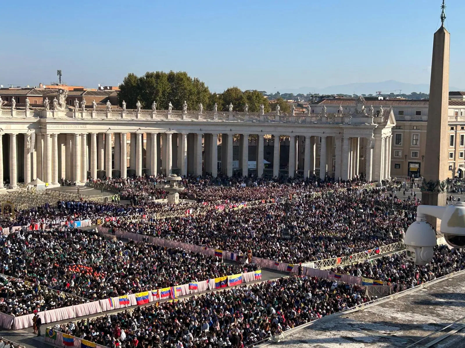 Suor Maria Troncatti santa, pellegrini bresciani in piazza san Pietro