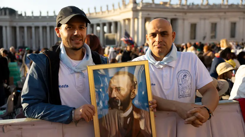 Faithful in St. Peter's Square for the canonization, in the Vatican, 18 October 2025 ANSA/MASSIMO PERCOSSI