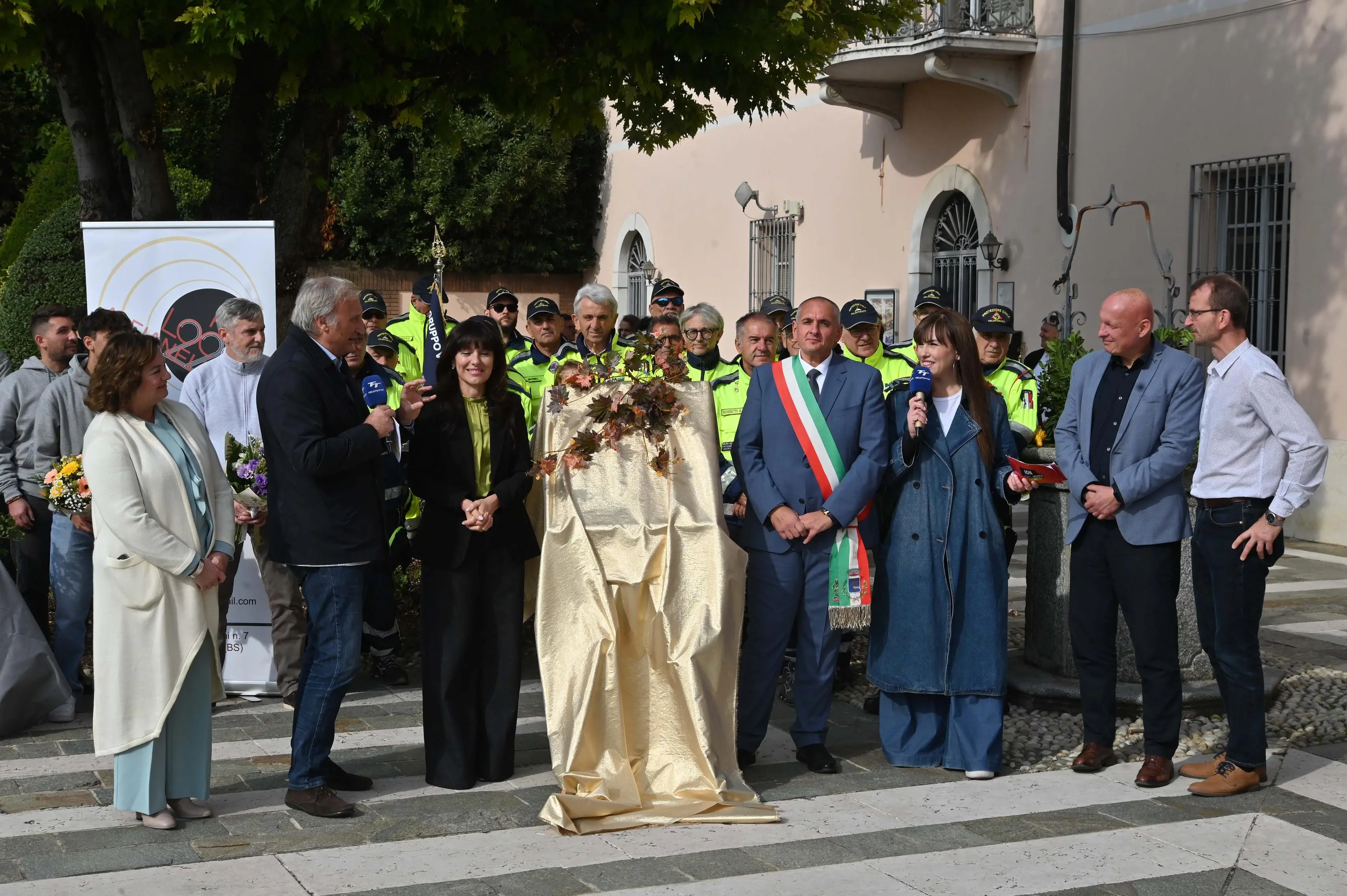ALFIANELLO IN PIAZZA CON NOI  REDAZIONE PROVINCIA 19-10-2025  GABRIELE STRADA NEW EDEN GROUP 